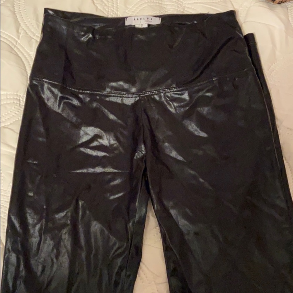 Black leggings